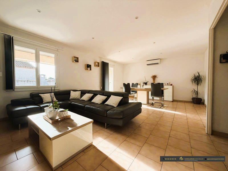 Maison - 93 m² - 4 pièces