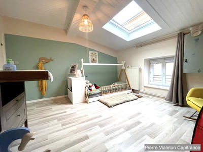 Appartement - 110 m² - 4 pièces