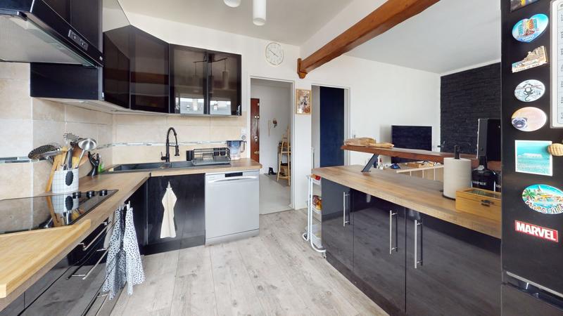 Appartement - 77 m² - 4 pièces