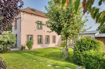 Maison ancienne - 162 m² - 8 pièces