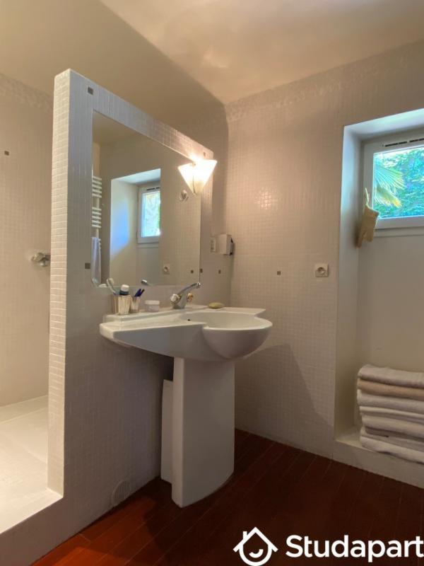 Chambre - 13 m² - 1 pièce