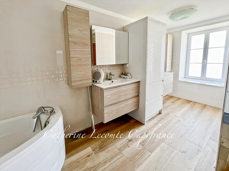 Corps de ferme - 152 m² - 7 pièces