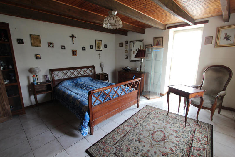 Maison - 139 m² - 7 pièces