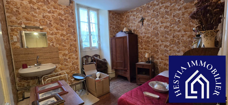 Maison ancienne - 221 m² - 11 pièces