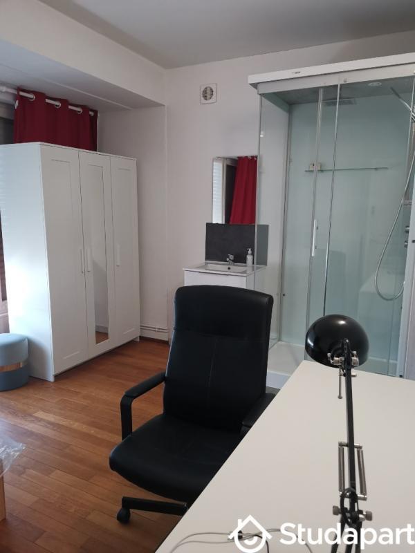 Chambre - 14 m² - 1 pièce