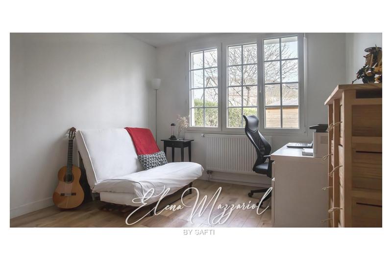 Maison - 207 m² - 9 pièces