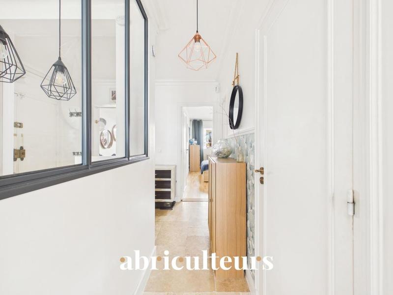 Appartement ancien - 65 m² - 3 pièces