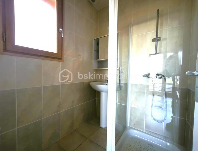 Maison - 179 m² - 6 pièces