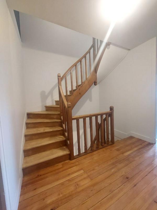 Appartement - 181 m² - 5 pièces