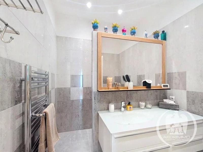 Appartement - 134 m² - 4 pièces