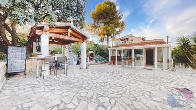 Maison - 135 m² - 7 pièces