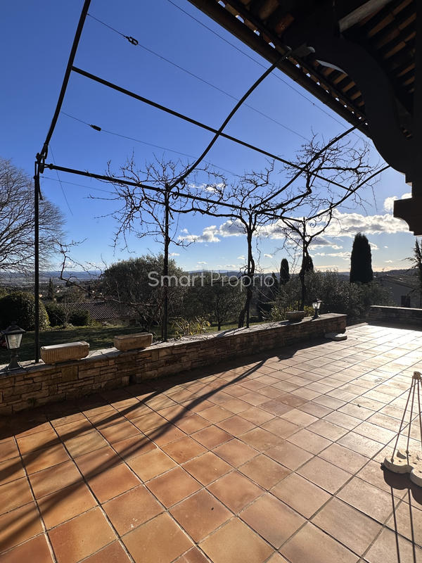 Maison - 165 m² - 6 pièces