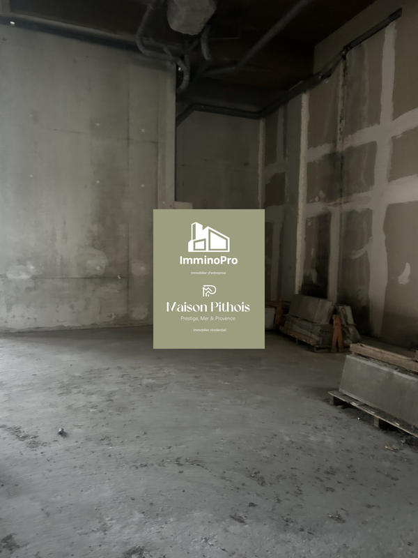 Local commercial - 355 m²