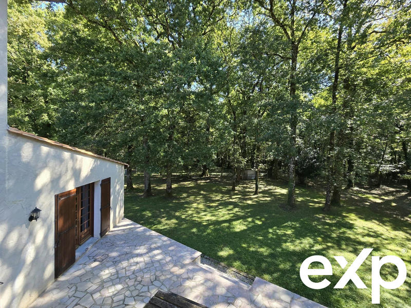 Maison - 315 m² - 10 pièces