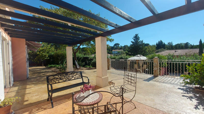 Villa - 145 m² - 6 pièces