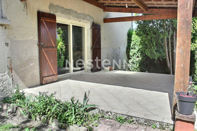 Maison - 160 m² - 9 pièces