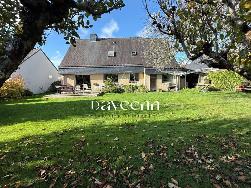 Maison traditionnelle - 130 m² - 6 pièces