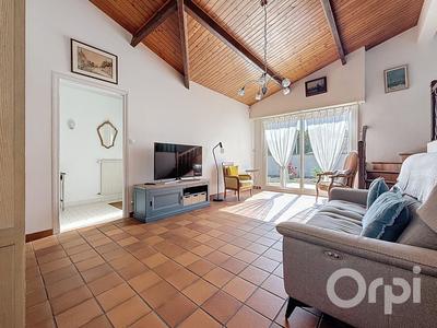 Maison - 96 m² - 4 pièces