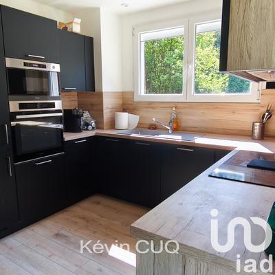 Maison - 97 m² - 4 pièces