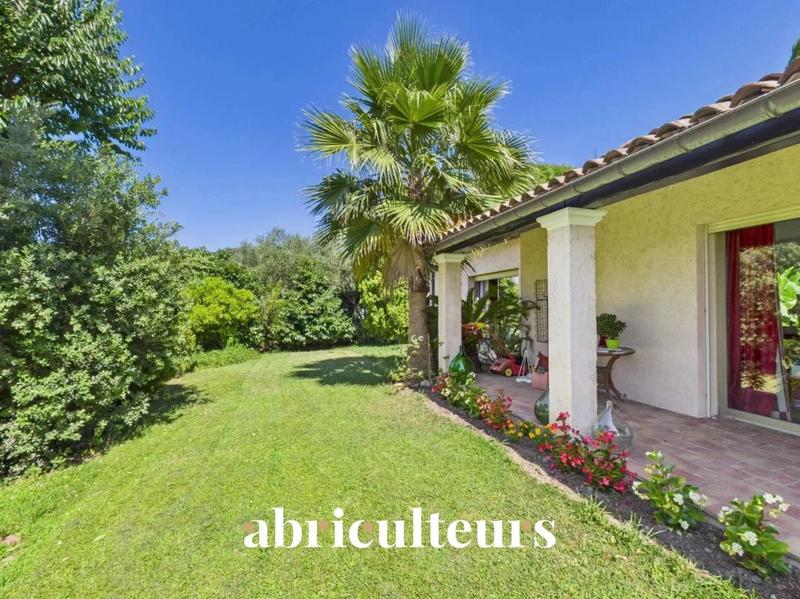 Maison ancienne - 276 m² - 7 pièces