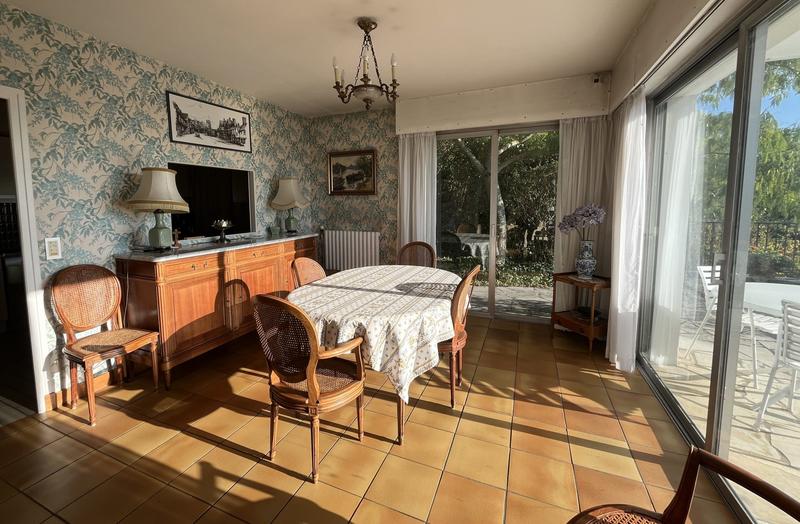 Villa - 174 m² - 9 pièces