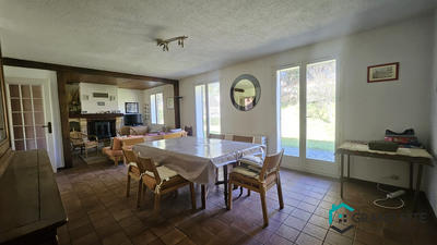 Maison - 158 m² - 9 pièces