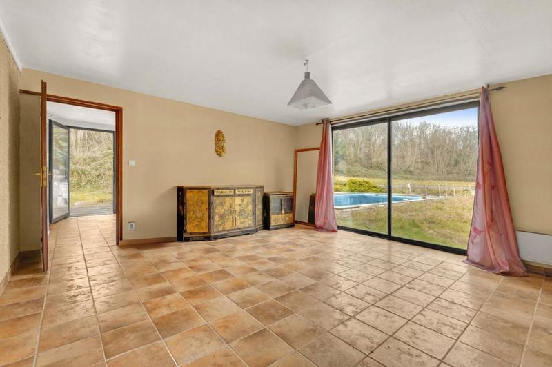 Maison - 200 m² - 7 pièces