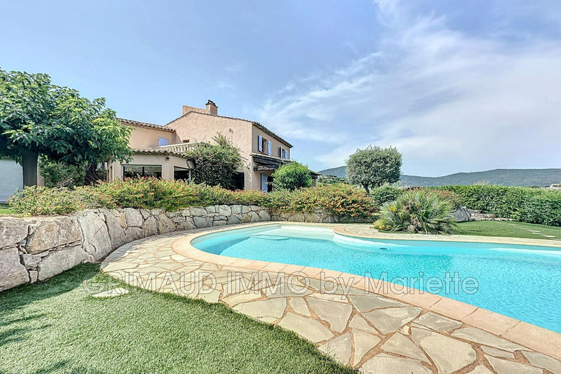 Villa - 153 m² - 6 pièces