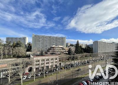 Appartement - 102 m² - 4 pièces