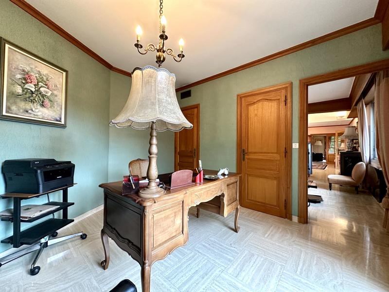 Maison de maîtres - 424 m² - 16 pièces