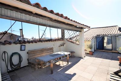 Appartement - 94 m² - 5 pièces