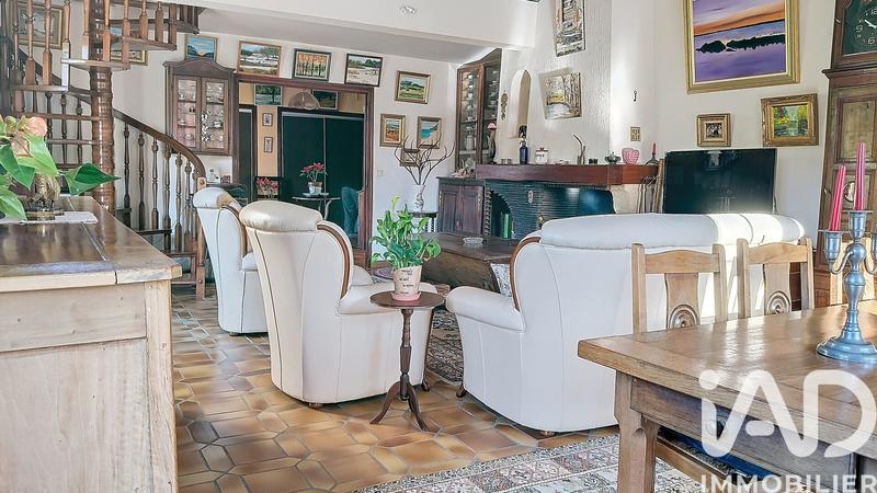 Maison - 142 m² - 5 pièces