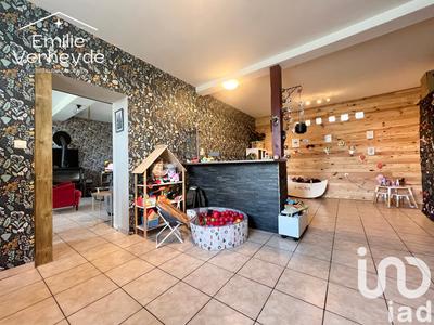 Maison - 170 m² - 7 pièces