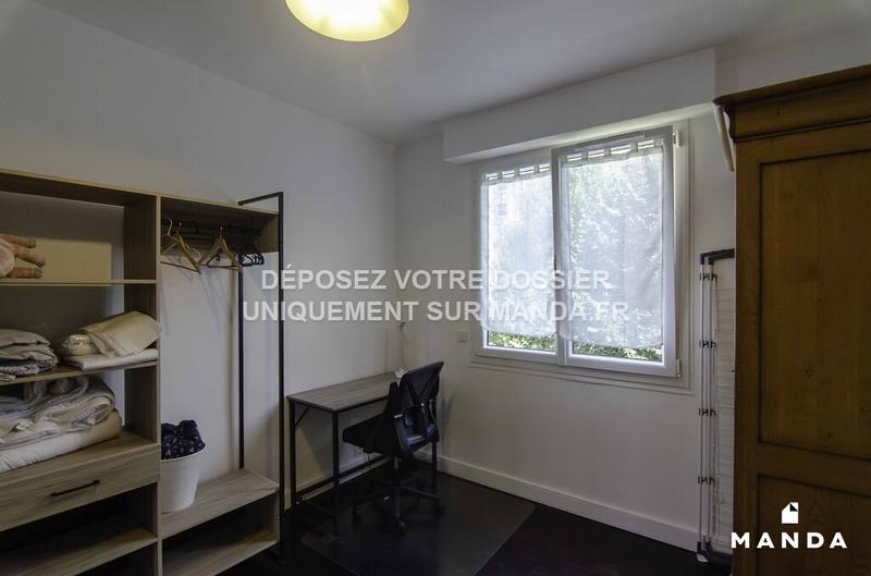 Chambre - 12 m² - 4 pièces