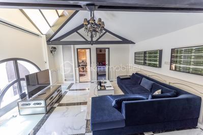 Hôtel particulier - 600 m² - 14 pièces