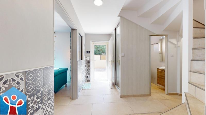 Maison - 102 m² - 5 pièces