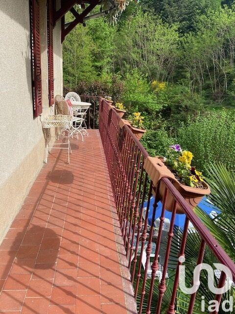 Maison de campagne - 210 m² - 10 pièces