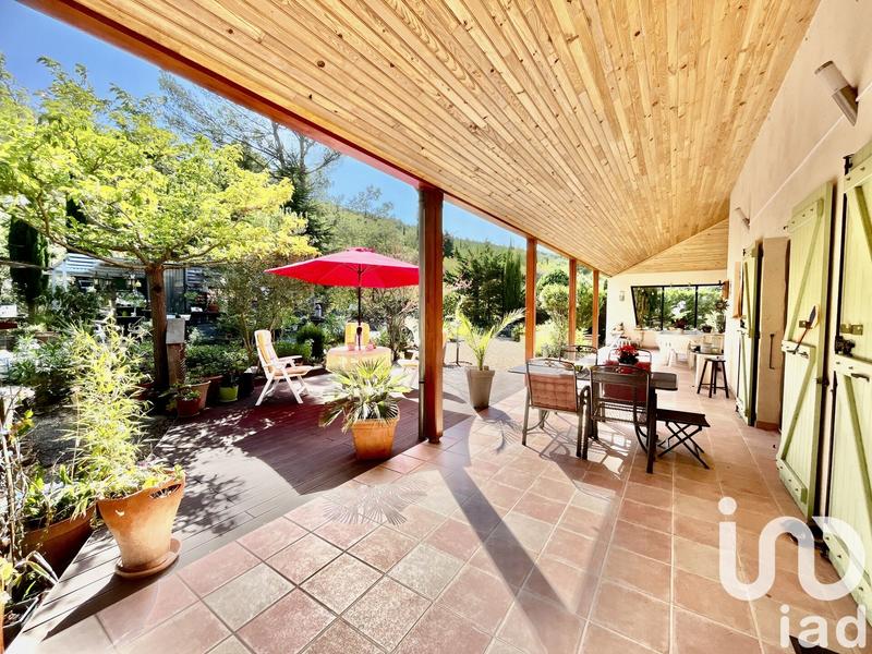 Maison - 217 m² - 4 pièces