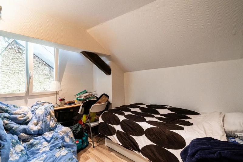 Corps de ferme - 190 m² - 9 pièces