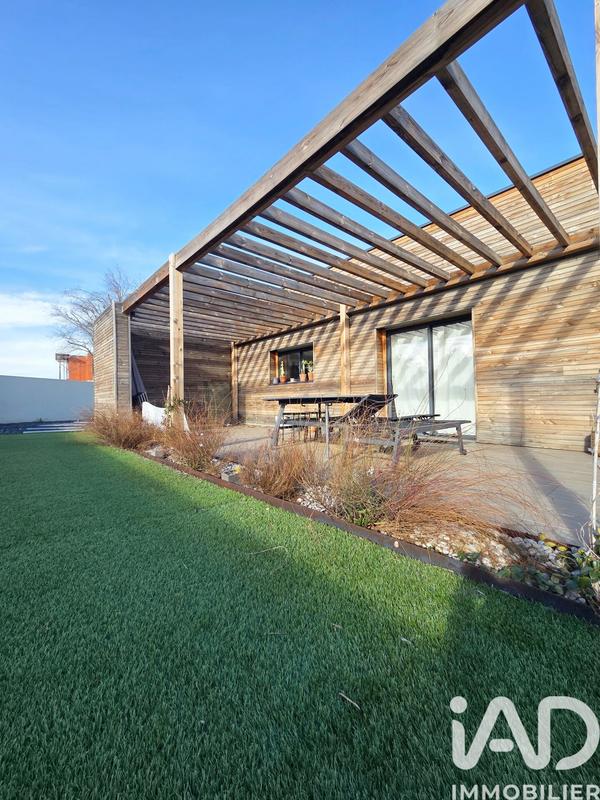 Maison de maîtres - 275 m² - 6 pièces