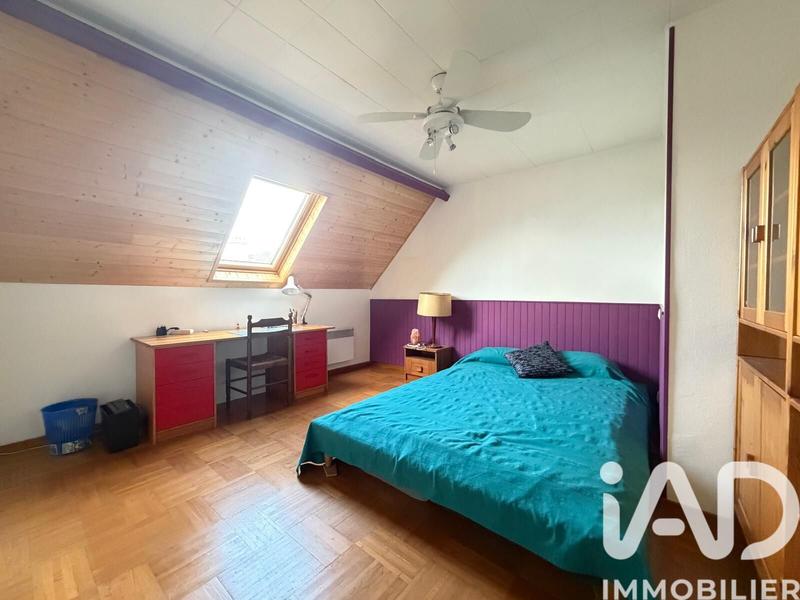 Maison - 130 m² - 8 pièces