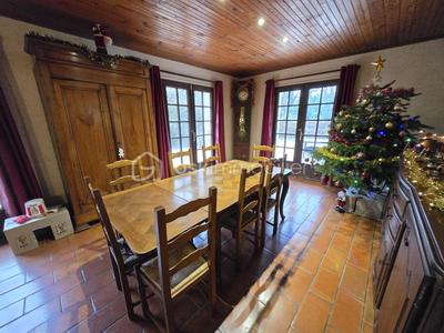 Pavillon - 261 m² - 10 pièces