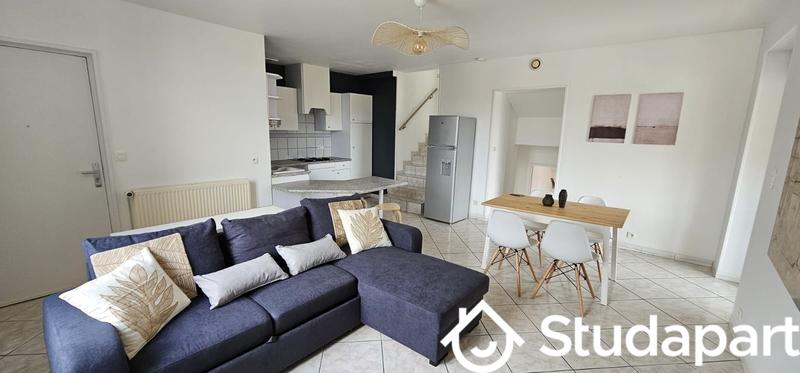 Chambre - 12 m² - 1 pièce