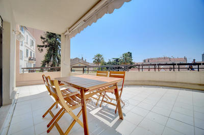 Appartement - 86 m² - 4 pièces