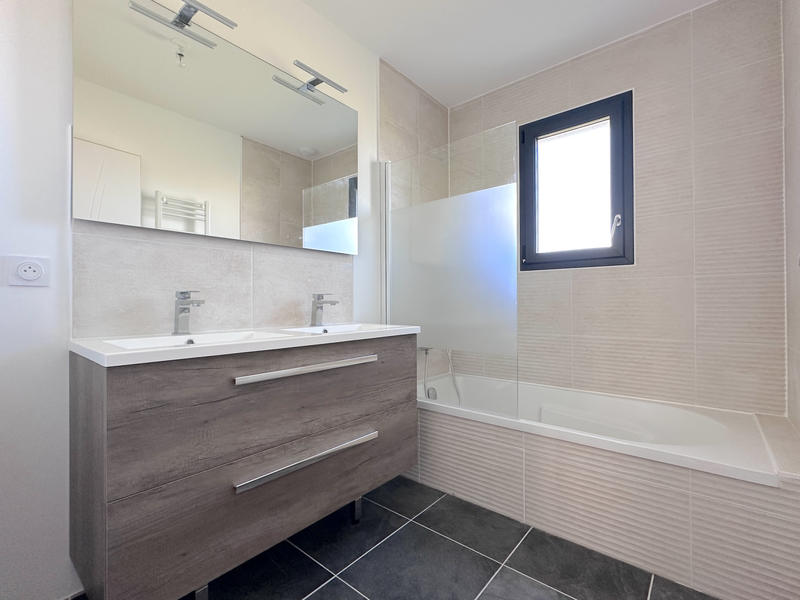 Maison - 73 m² - 3 pièces