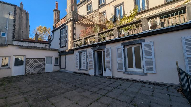 Appartement - 179 m² - 5 pièces