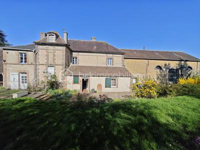 Maison - 211 m² - 9 pièces