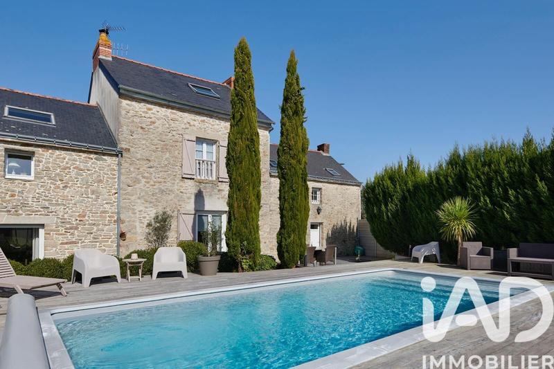 Maison - 175 m² - 6 pièces