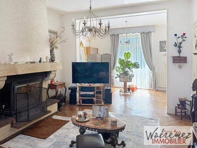 Maison - 282 m² - 11 pièces