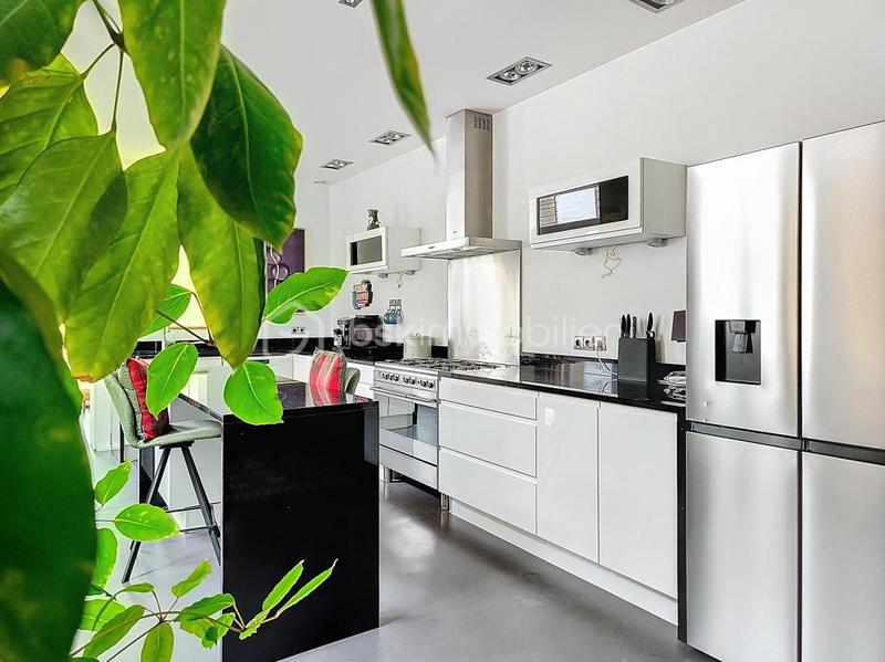 Maison - 163 m² - 4 pièces